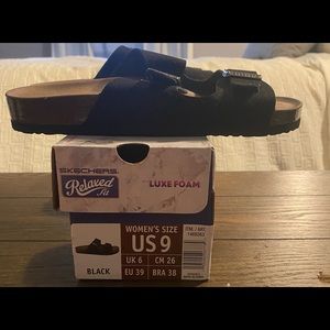 Skechers relaxed fit sandals